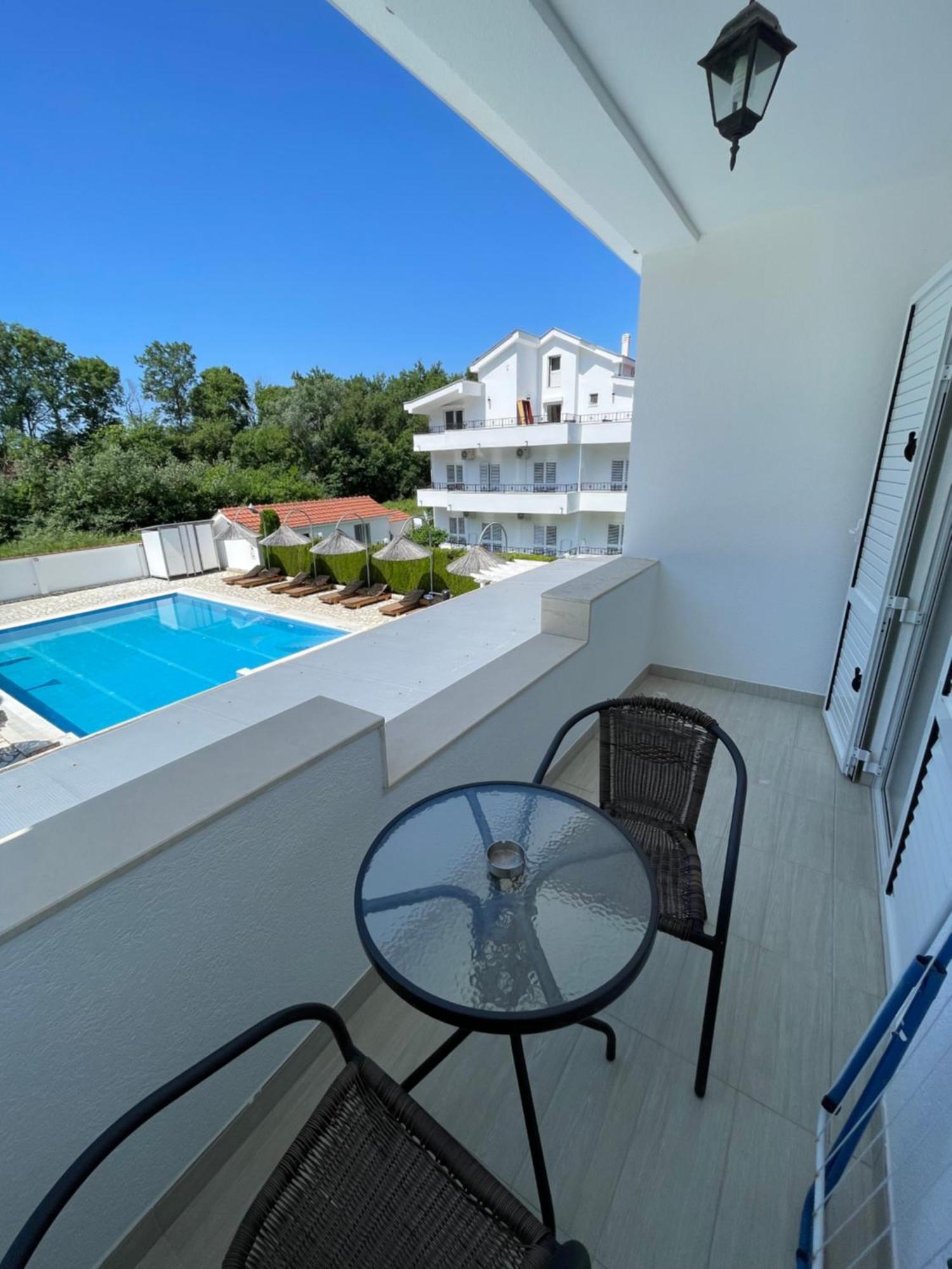Residence Leora Ulcinj Exterior foto