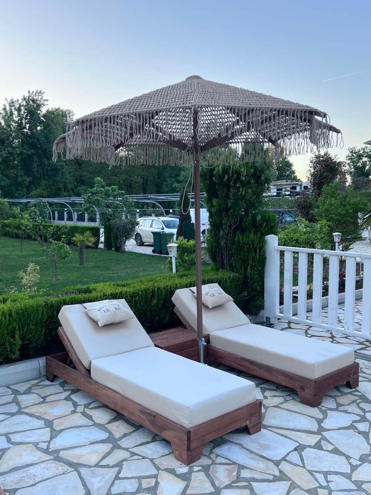 Residence Leora Ulcinj Exterior foto
